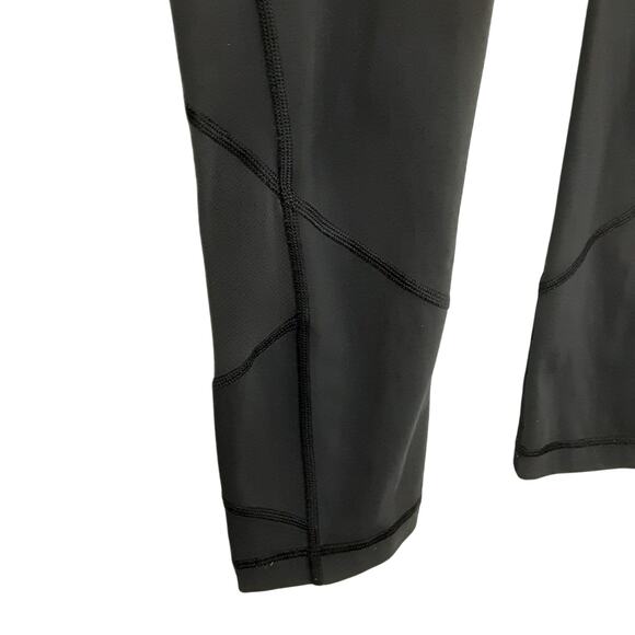 Lululemon Crop Leggings Black Mesh Cutout Low Rise Capri Womens 8 Athletic - Picture 3 of 13